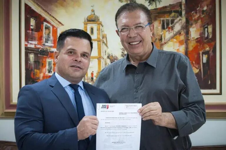 Ex-diretor da PRF assume secretaria de Segurança em SC após prisão