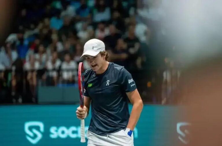 João Fonseca inicia 2025 com título e décima vitória impressionante