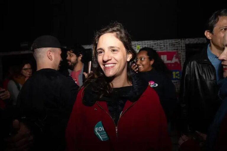 Tabata Amaral solicita licença do mandato para estudos em Harvard