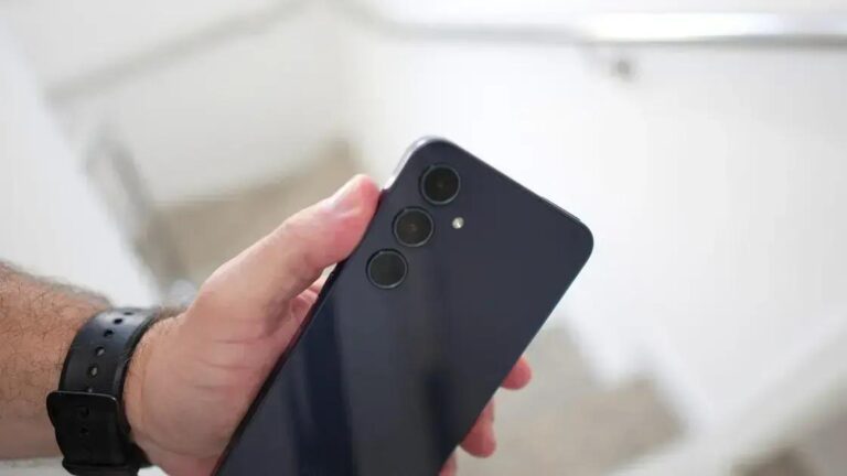 Samsung Galaxy A36 surge em certificações e promete novidades aguardadas